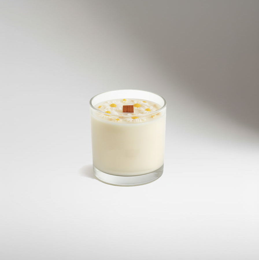 Daisy Candle